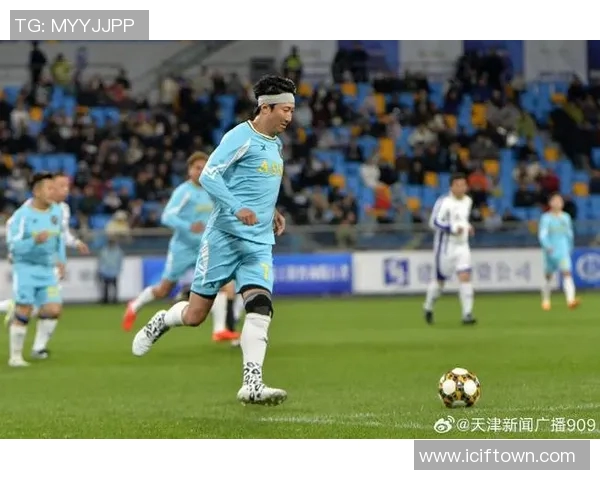 足球明星小小马图片 足球明星小小马图片