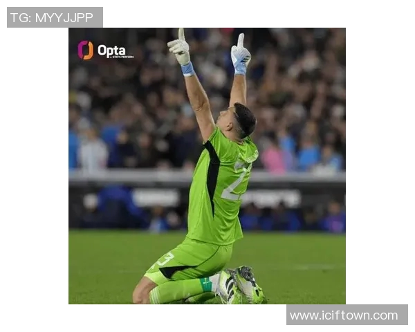 足球明星门将精彩瞬间高清集锦展现守门员的非凡技艺与风采 足球明星门将精彩瞬间高清集锦展现守门员的非凡技艺与风采